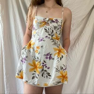 Vintage Hawaiian mini dress size medium speechless floral yellow white summer